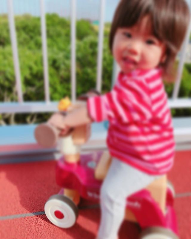 嬉しいね ハイチーズ♡︎('ω'︎ )#自転車乗れたよ#1歳児#舞多聞もりの保育園#もりの保育園#ピンクのハートプロジェクト#0歳からのyoga#まんまるねんね